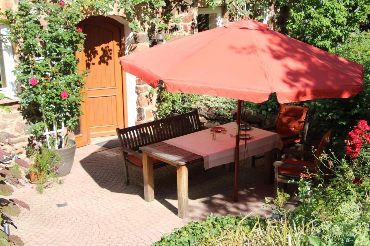 Ferienhaus Burgblick Münzenberg Екстериор снимка